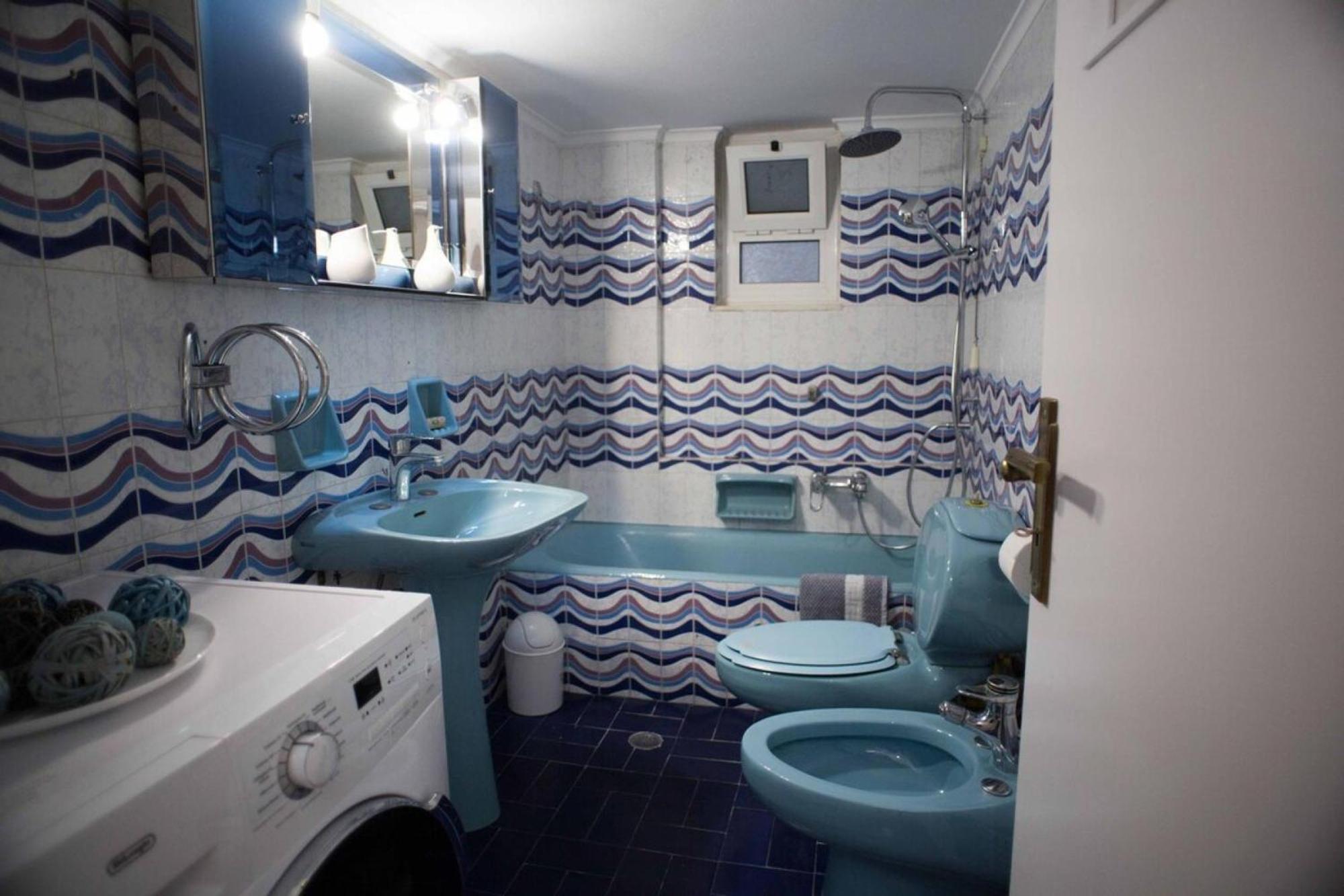 פיראוס Cozy Apartment With Sea View Next To Marina Zeas מראה חיצוני תמונה